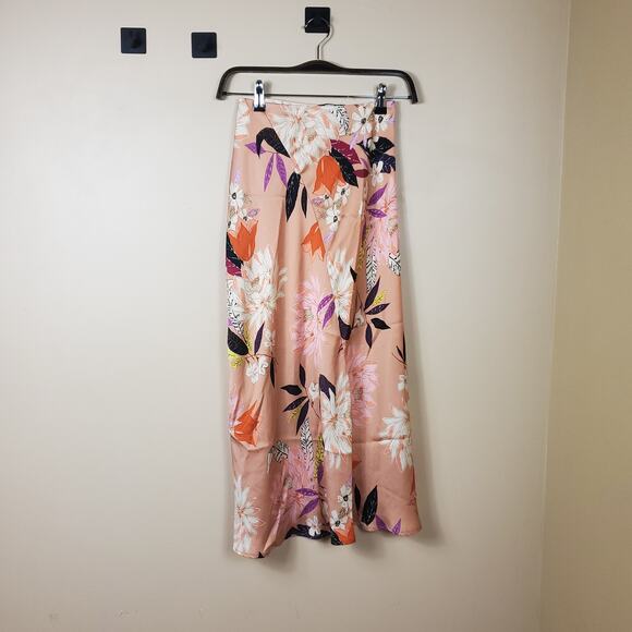 Krisa Floral Bias Skirt in Pink Size S - Picture 1 of 9